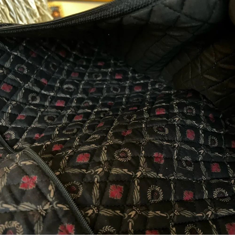 Vintage VERA BRADLEY Laurel 1997 Garment Bag Black Red Floral Travel Quilted USA